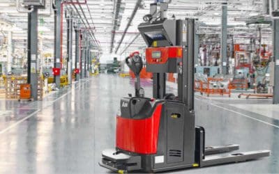 How Smart Forklifts are Enhancing Warehouses and Supply Chains